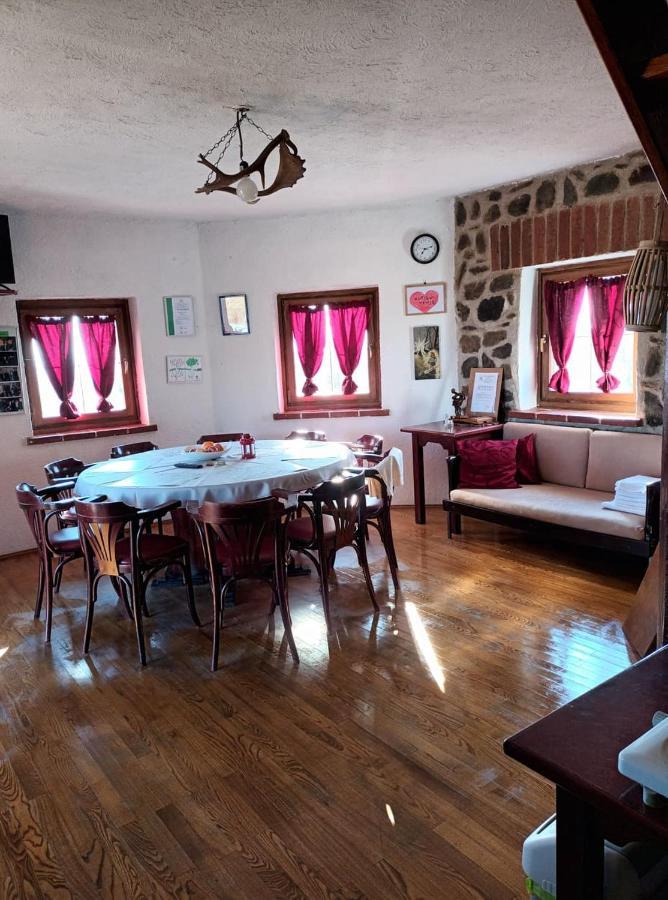 Robinson Vila Kitokret Kutjevo المظهر الخارجي الصورة