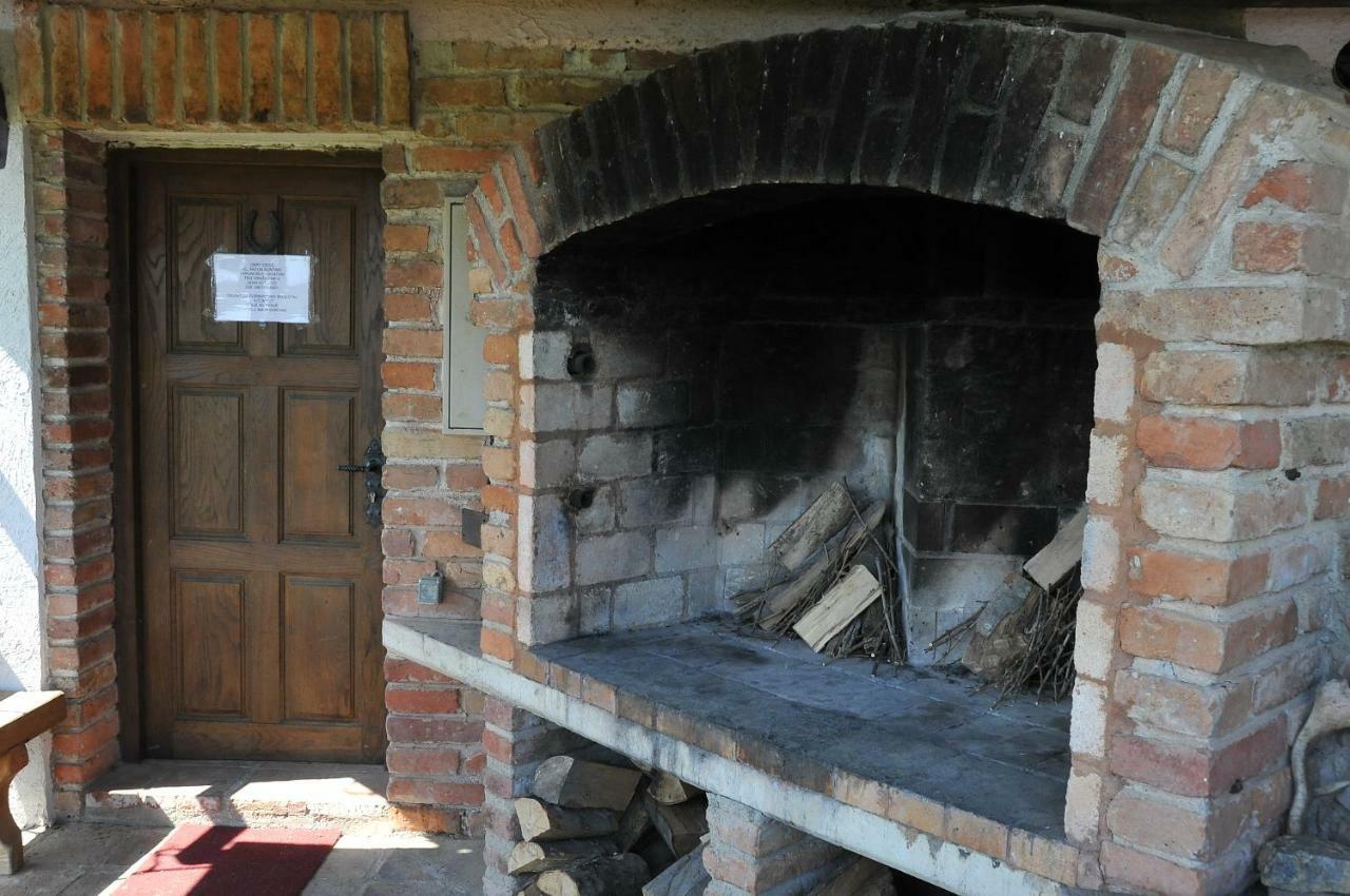 Robinson Vila Kitokret Kutjevo المظهر الخارجي الصورة